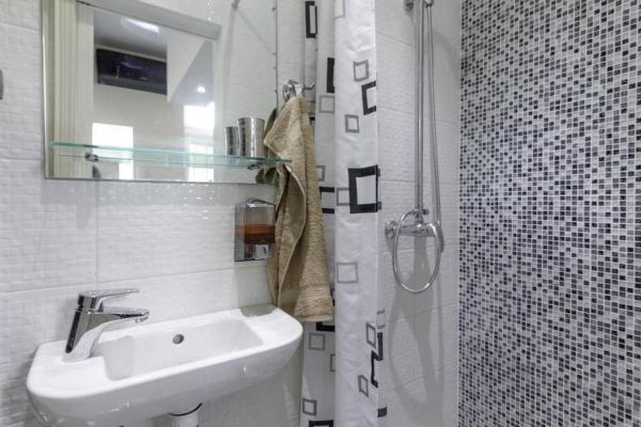 Apartment Royal Belgrado Esterno foto